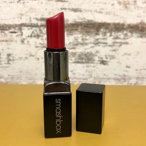 Smashbox “Grenadine”. Be legendary lipstick